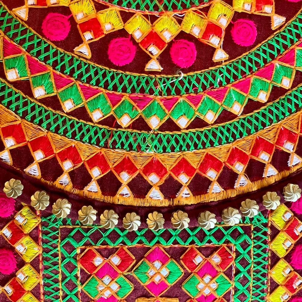 Embroidered Studded Multicolor Envelope Clutch - Picture 4 of 7